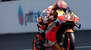 Финална драма донесе шестата титла на Маркес в MotoGP (ВИДЕО)