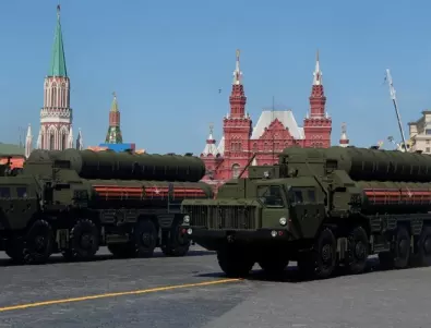Интервю с военен експерт: Защо украинската ПВО е безсилна срещу руските S-400