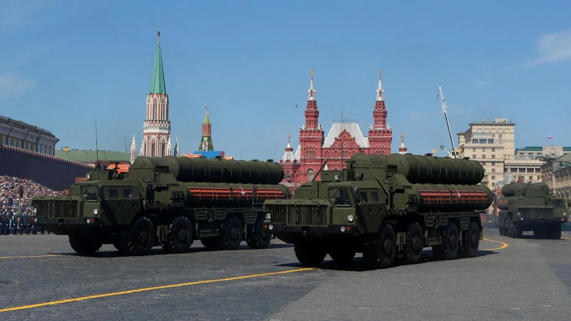 Ердоган срещу Путин: Турция може да даде на Украйна руски ПВО системи С-400