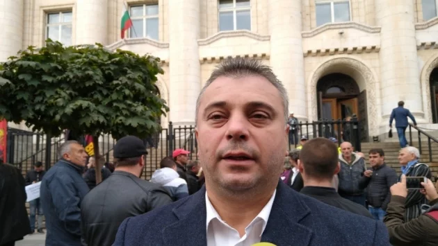 Председателят на щаба на ВМРО се оплака от натиска на изборите на ГЕРБ и БСП