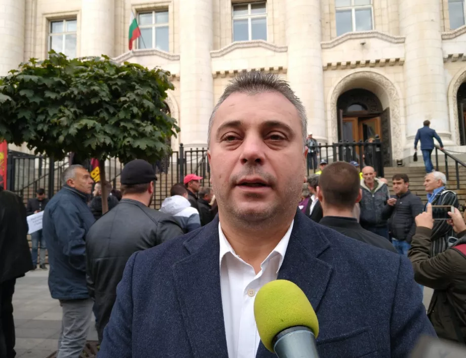 Председателят на щаба на ВМРО се оплака от натиска на изборите на ГЕРБ и БСП