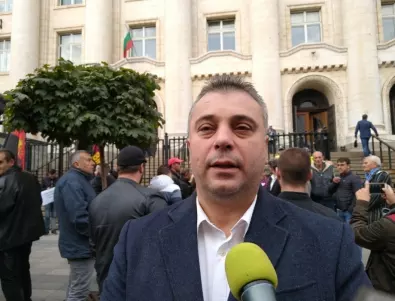 ВМРО иска промяна в управляващата коалиция, но да остане на власт