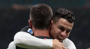 {{ otherArticle[0].article.title }}