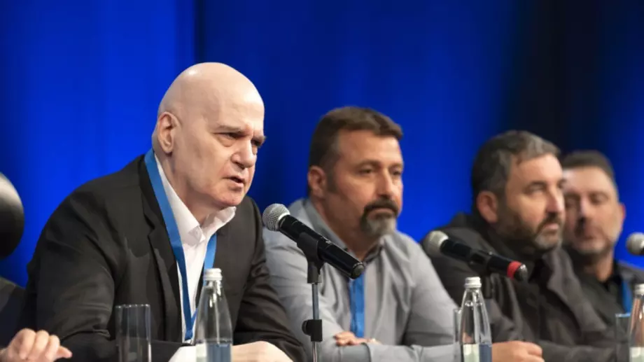 Ако Слави иска да се закрепи и да му потръгне в политиката*