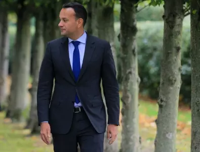 Ирландският премиер подаде оставка, но засега остава на поста си