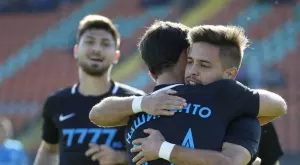 {{ otherArticle[0].article.title }}