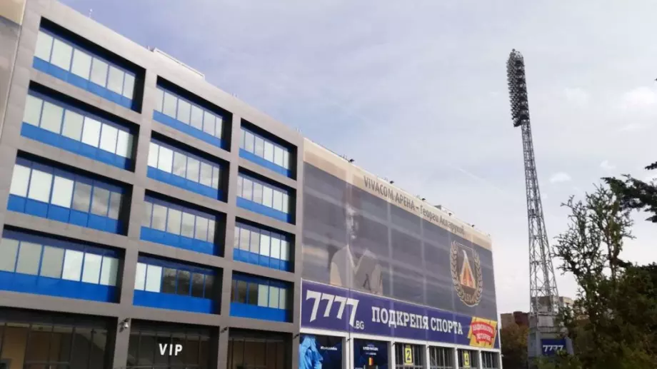 Джоузеф Диксън строи мол до новия стадион на Левски?