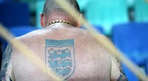 {{ otherArticle[0].article.title }}