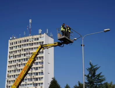 Димитровград подменя изцяло уличното си осветление