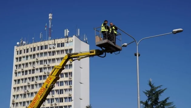 Димитровград подменя изцяло уличното си осветление