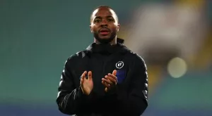 {{ otherArticle[0].article.title }}