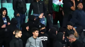 {{ otherArticle[0].article.title }}