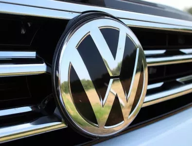 Volkswagen губи по 2 млрд. евро на седмица