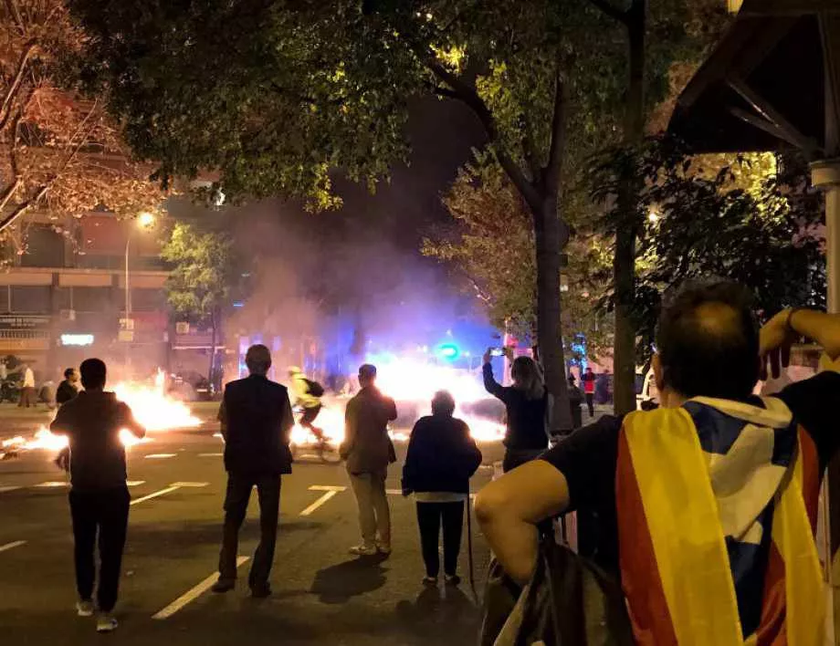 От външно готови да окажат спешна помощ на българите заради протестите в Барселона