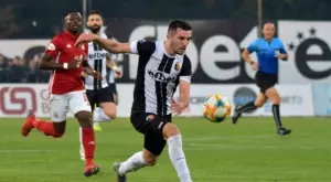 {{ otherArticle[0].article.title }}