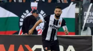 {{ otherArticle[0].article.title }}