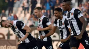 {{ otherArticle[0].article.title }}