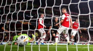 {{ otherArticle[0].article.title }}