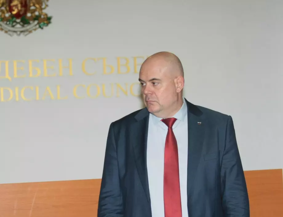 "Боец" отново с обвинение в нередност по избора на Иван Гешев за главен прокурор