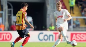 {{ otherArticle[0].article.title }}