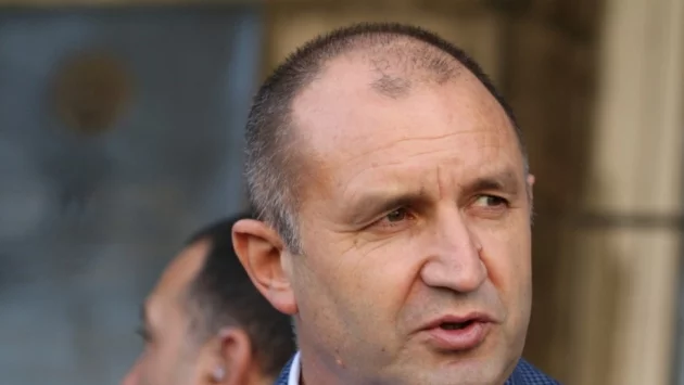 Радев за кризата в Перник: Това е недопустимо за 21 век