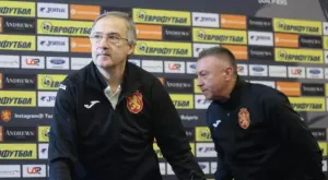 Цветомир Панов от Черно море се присъедини на пожар към България за мача с Уелс