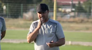 Желко Петрович дава Ботев Пд на ФИФА