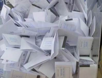 Повторно броят бюлетините от балотажа за избор на кмет в община Гурково 