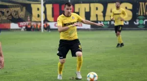 {{ otherArticle[0].article.title }}