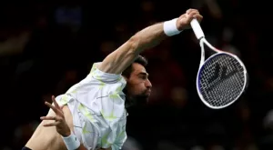 32-годишен французин поднесе голямата изненада в Париж, отстрани Медведев