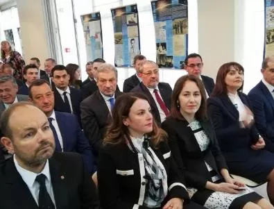 Новите общински съветници на Бургас положиха клетва