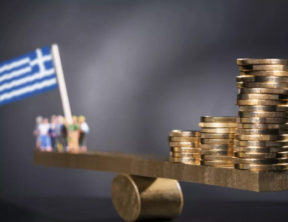 От 1 юни по-ниски цени в Гърция на транспорта и кафето?