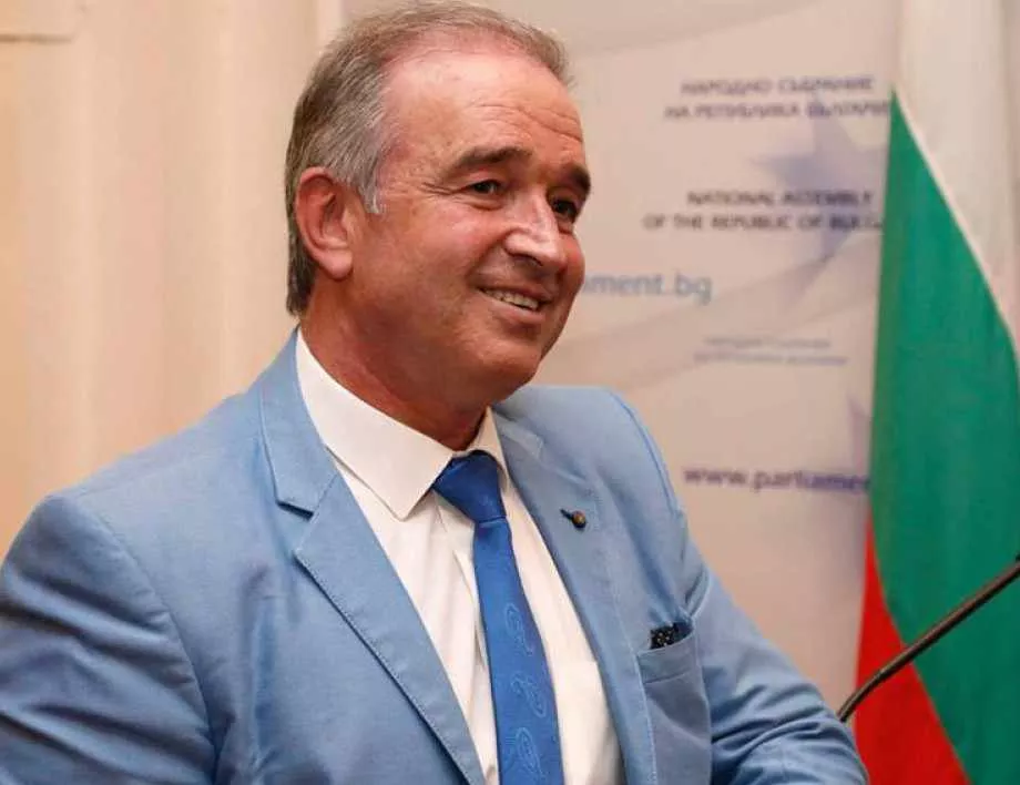 С над 2 700 гласа преднина Христо Грудев печели на балотажа в Асеновград