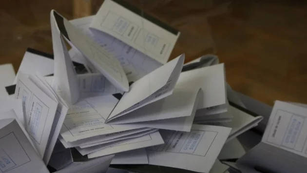 Близо 16% от гласоподавателите в Хърватия са упражнили правото си на глас до обяд