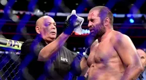 Багата ще се изправи срещу поляк с 4 поредни победи в края на март