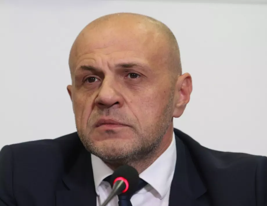 Дончев: Не обмисляме да подаваме оставка