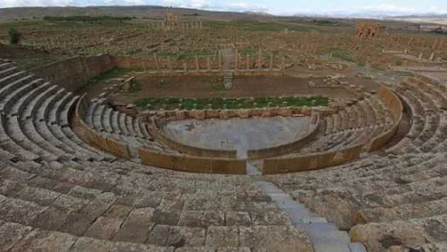 Посланикът на Алжир в България ще отрие изложба в Бургас