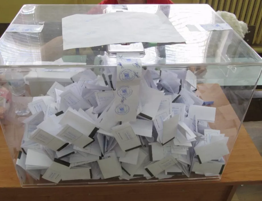 Касираха избори във Варненско заради изчезващо мастило
