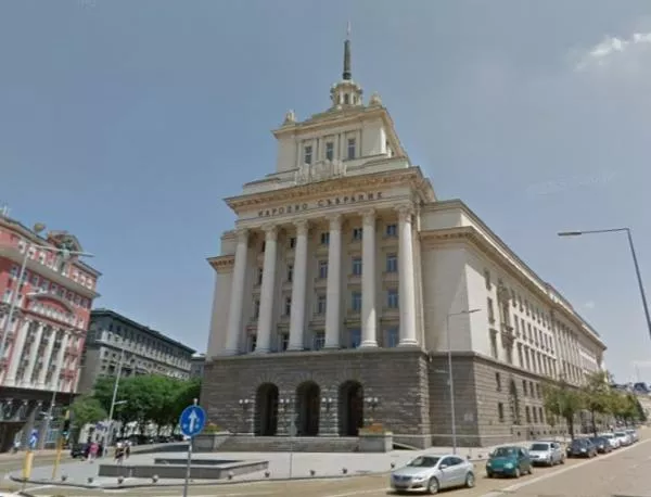 Народното събрание обяви нов и по-скъп ремонт на сградата си