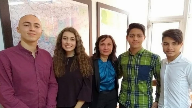 Избраха младите омбудсмани за мандат 2019/2020 в Стара Загора (СНИМКИ) 