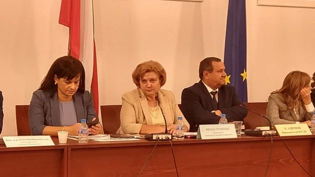 Новините: Най-важното за деня, 12 ноември