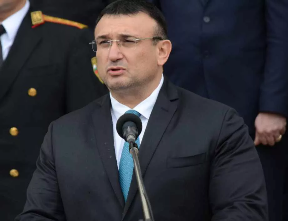 Младен Маринов: Извършителите и на двете убийства в област Кюстендил са задържани
