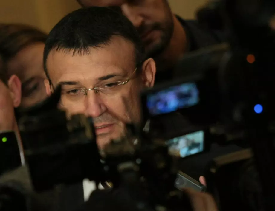 Младен Маринов е извикан на разпит в МВР
