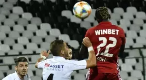 {{ otherArticle[0].article.title }}