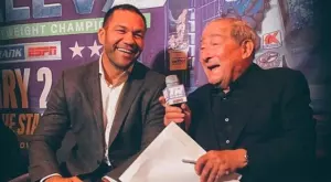 {{ otherArticle[0].article.title }}