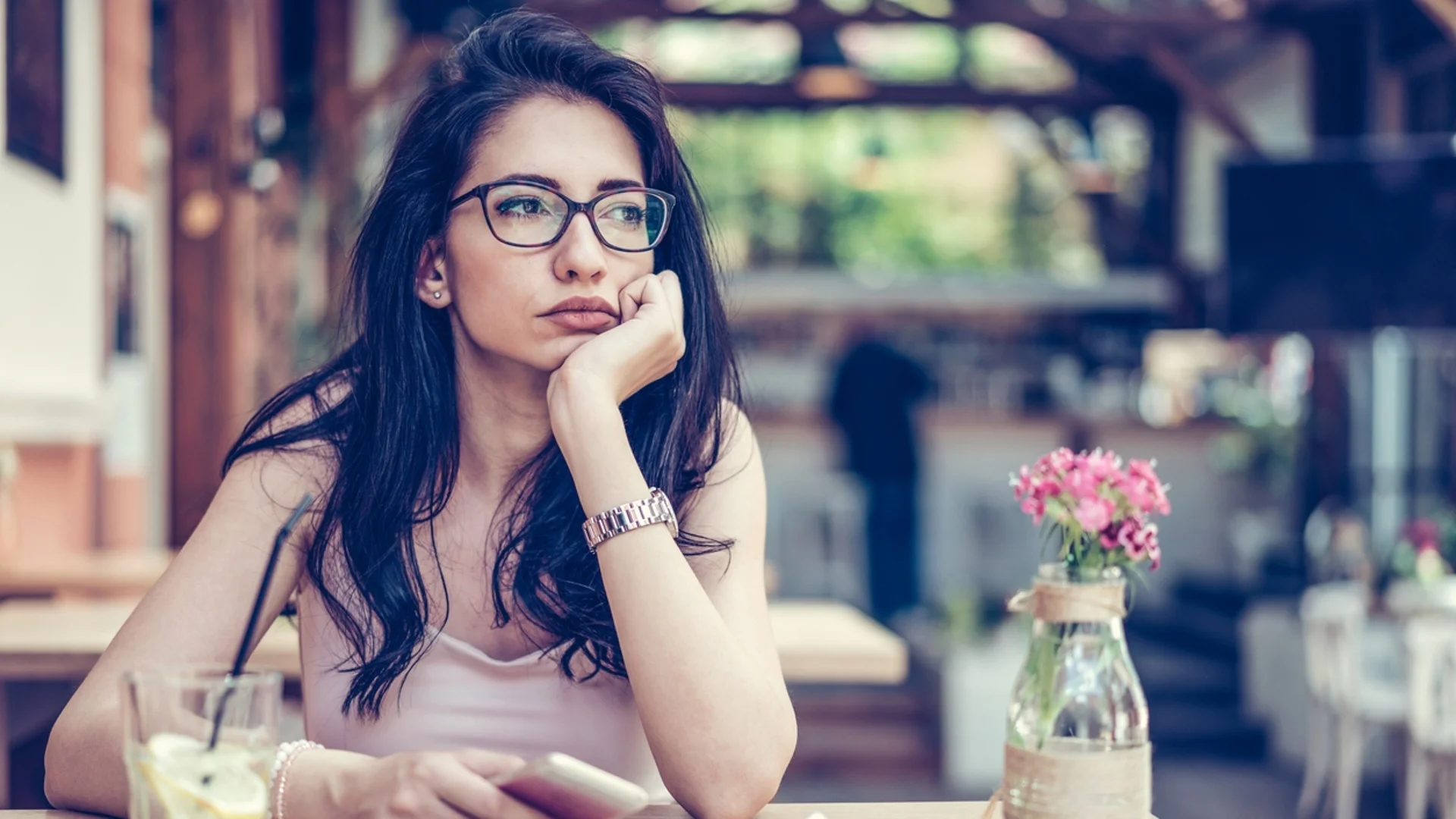 Кои зодии не са щастливи даже и всичко да им е наред?