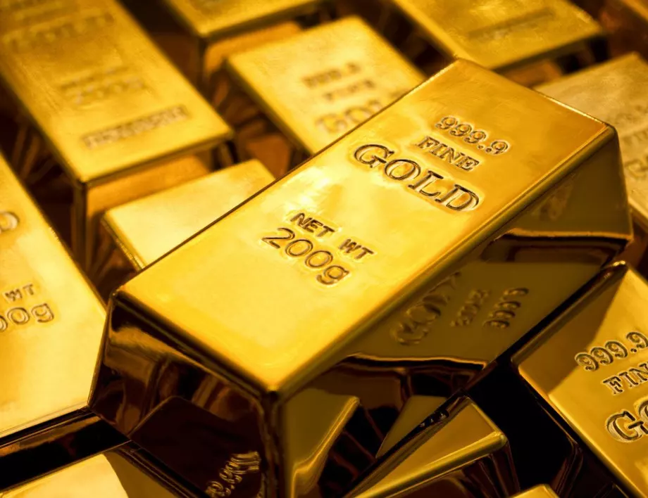 Незаконно превозвани златни кюлчета и валута са открити на Калотина