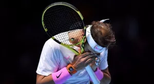 {{ otherArticle[0].article.title }}