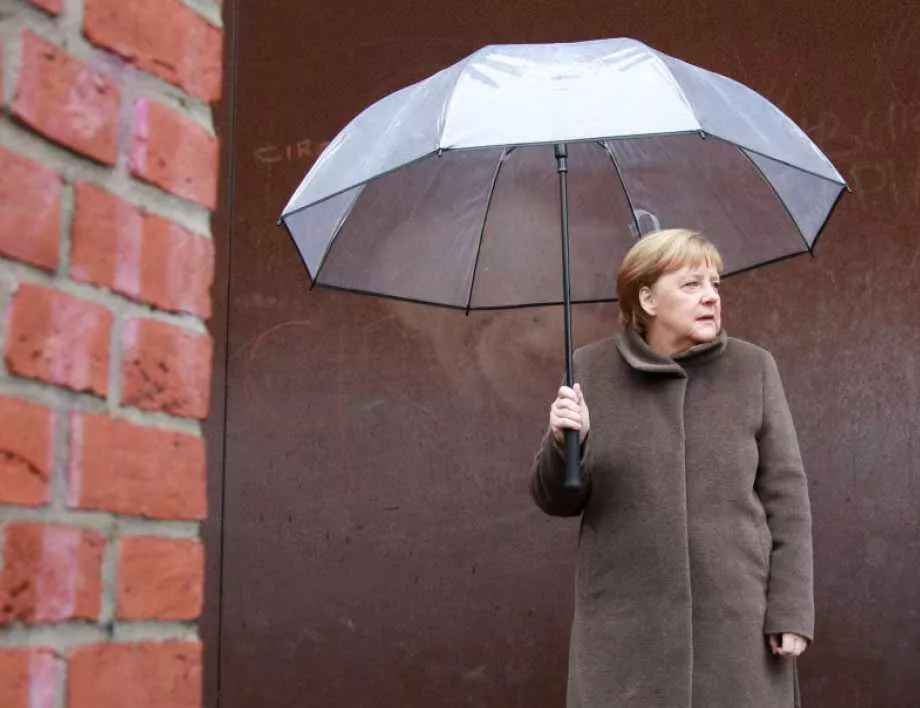 Ангела Меркел става първата жена – канцлер на Германия 
