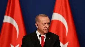 Ердоган призова турците да зарежат долара и да изберат лирата